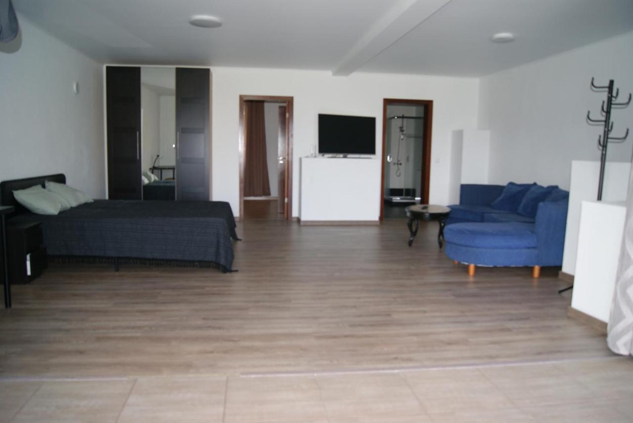 Apartamentos Praia Do Almoxarife Horta  Esterno foto