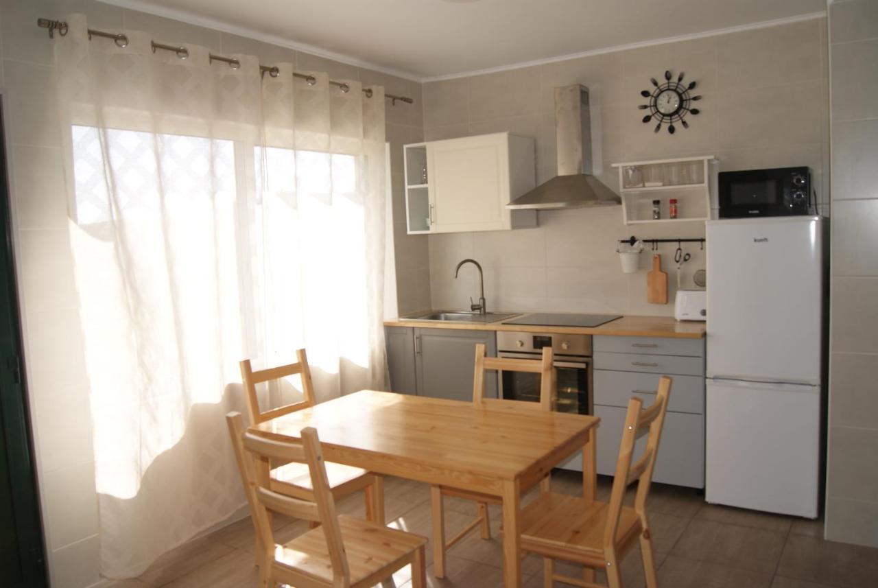 Apartamentos Praia Do Almoxarife Horta  Esterno foto