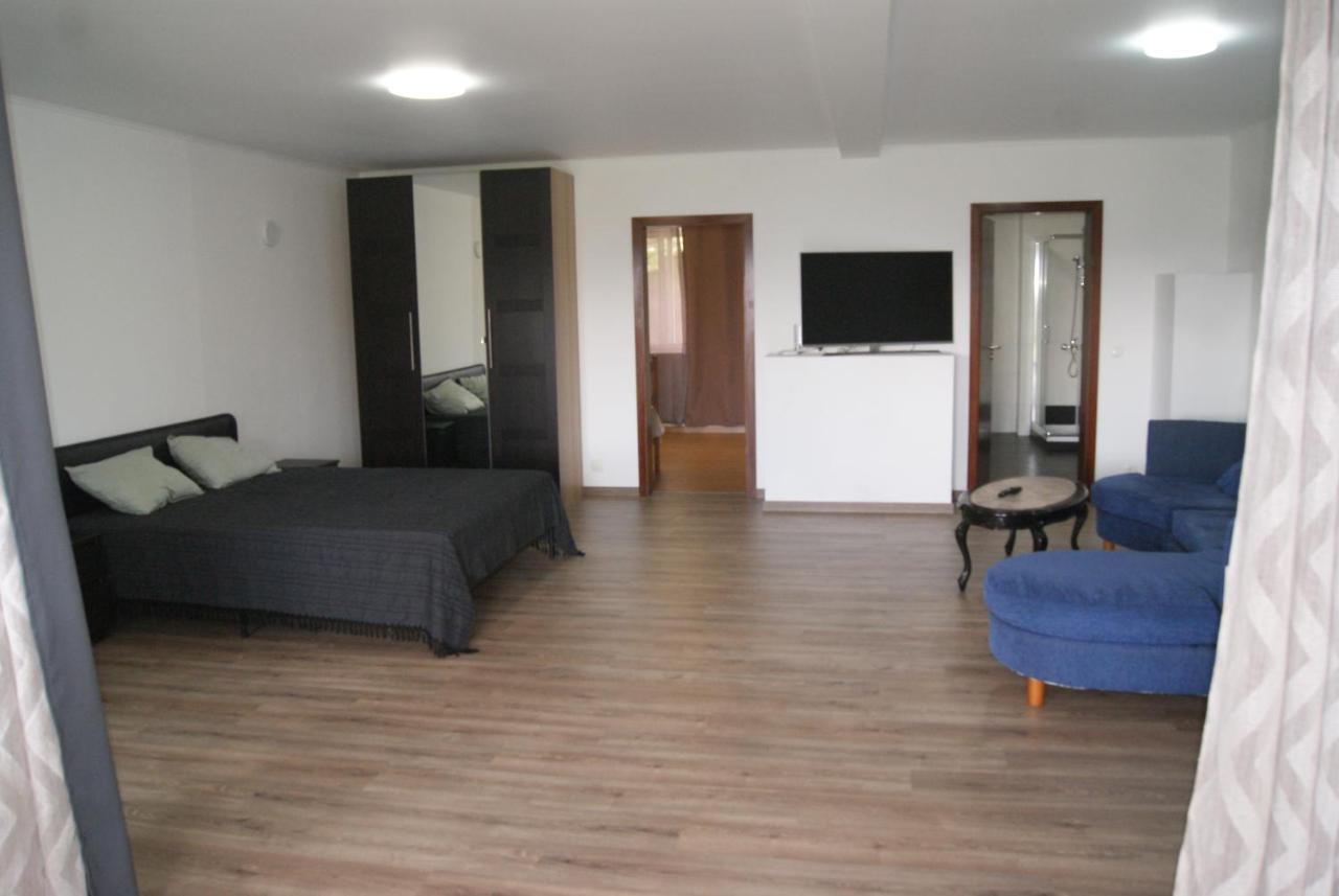Apartamentos Praia Do Almoxarife Horta  Esterno foto