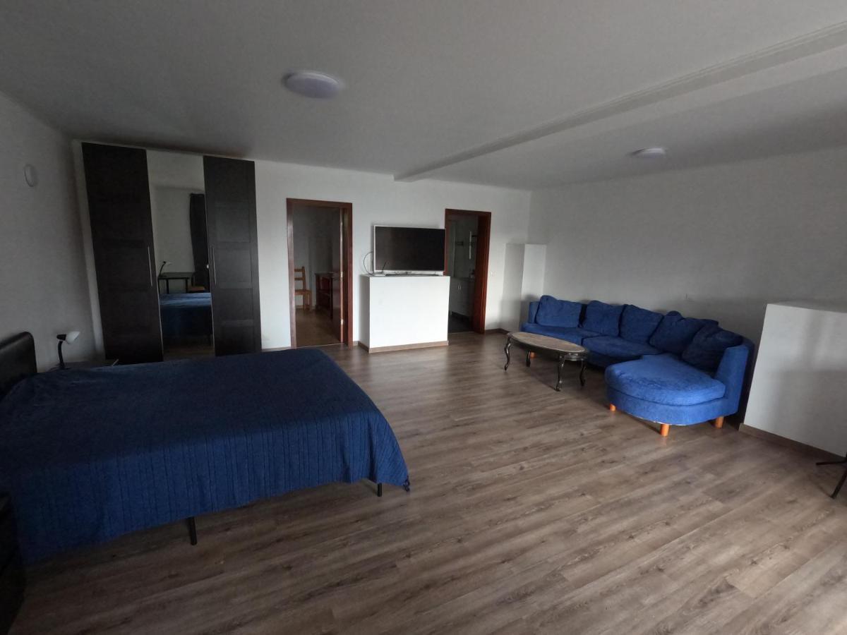 Apartamentos Praia Do Almoxarife Horta  Esterno foto